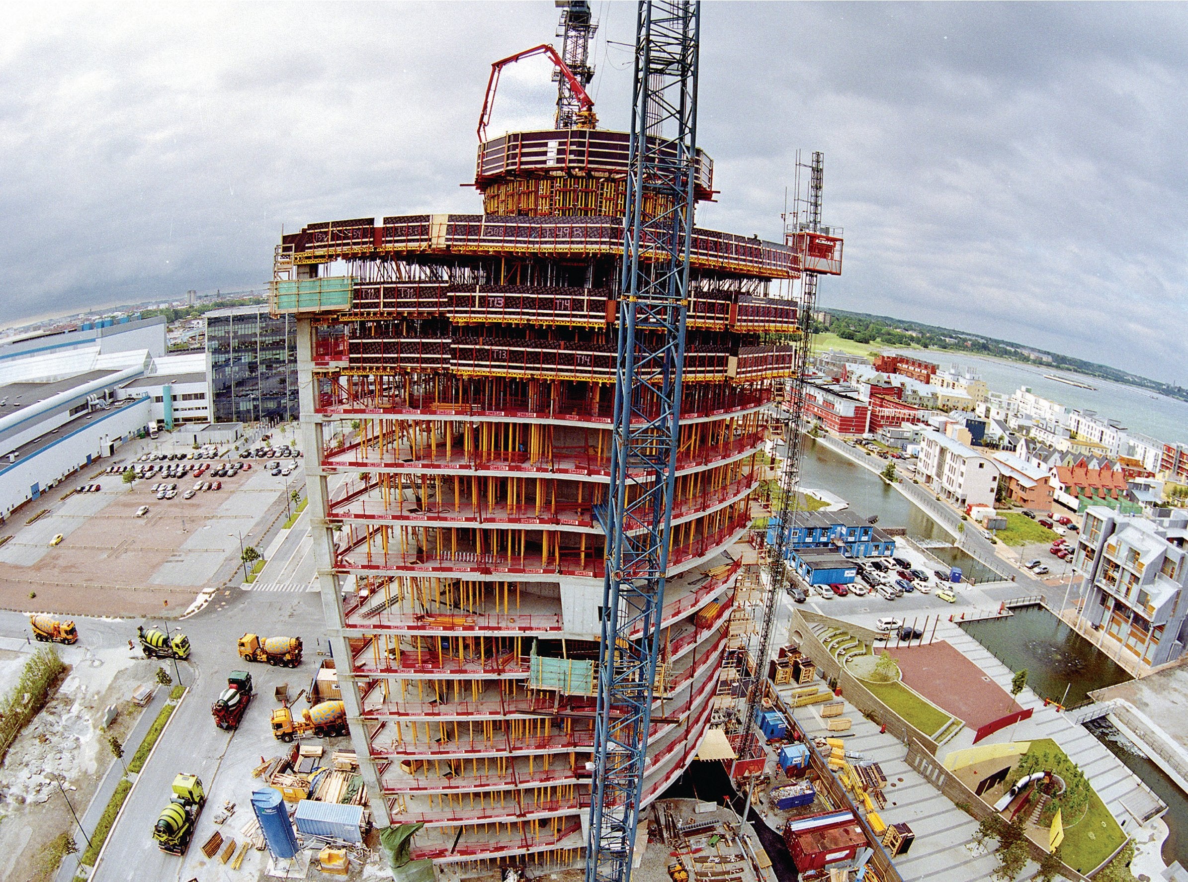 Steel Mesh Barrier System